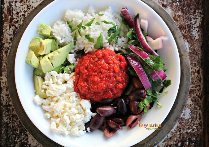Mediterranean Rice Bowl is a great idea for lunch prep!