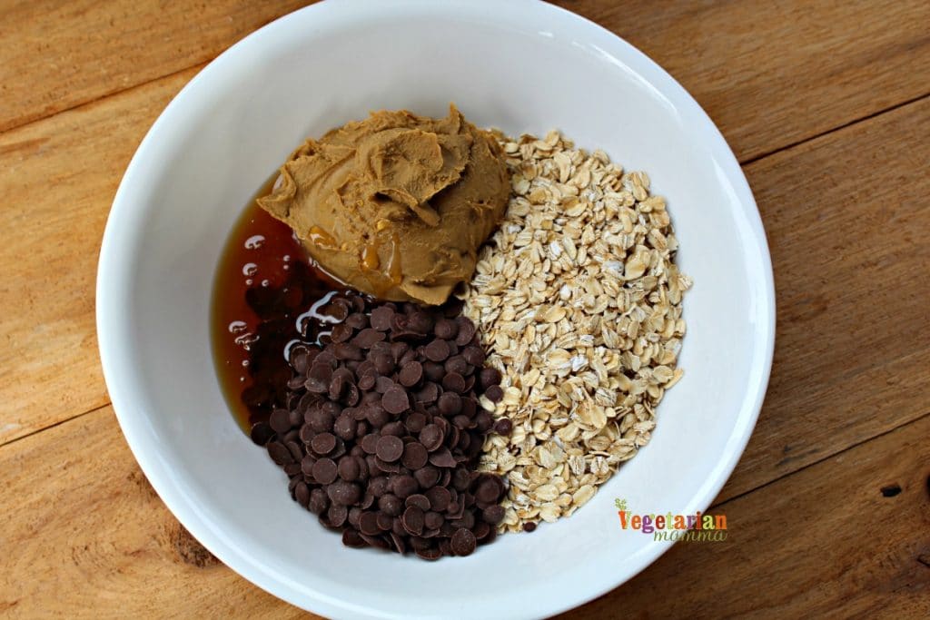 4 ingredient - dairy free granola bars