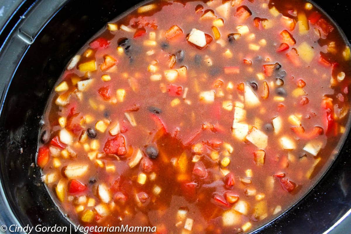 Slowcooker Tex Mex Enchilada Chowder 