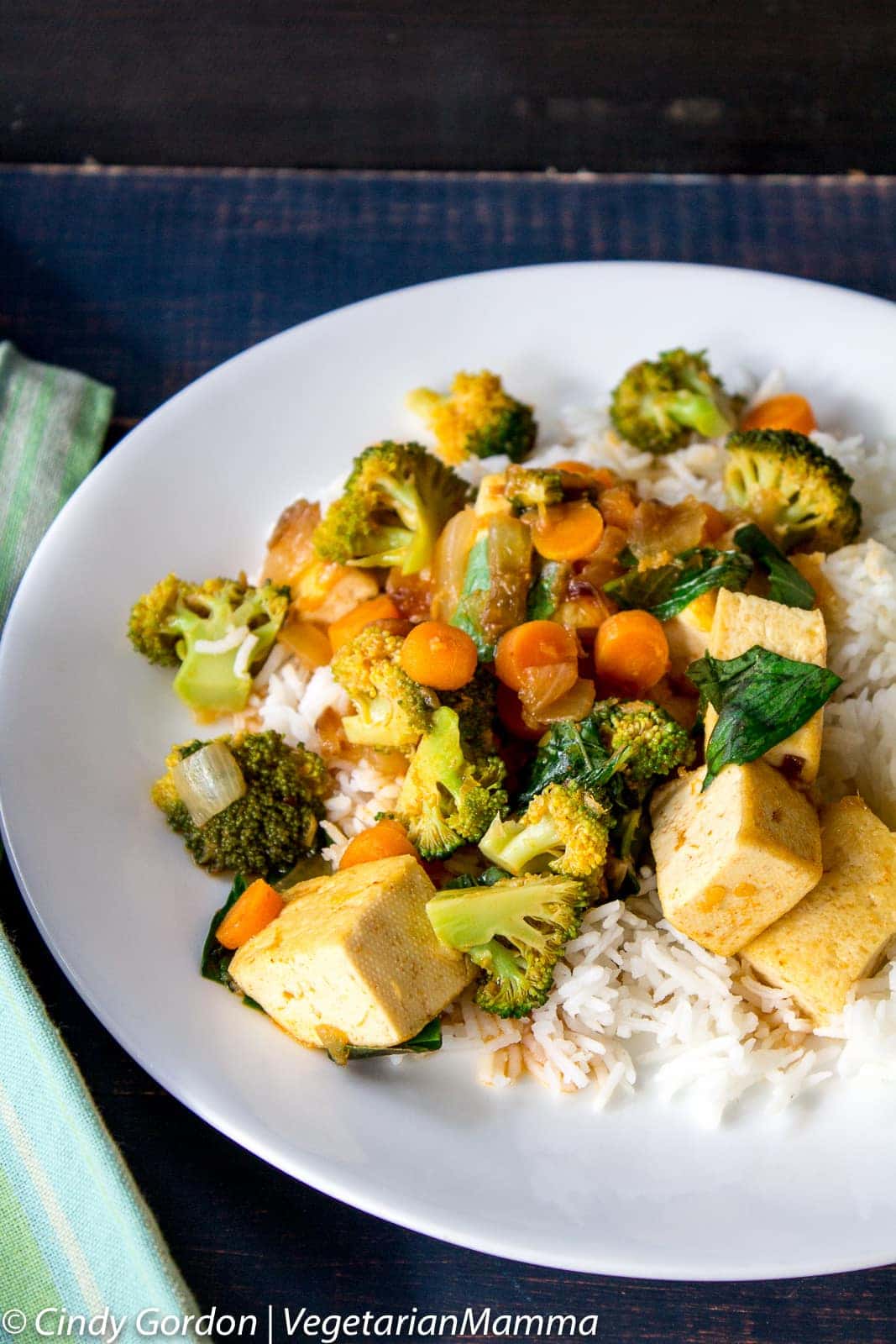 Curry Tofu with Broccoli and Rice 