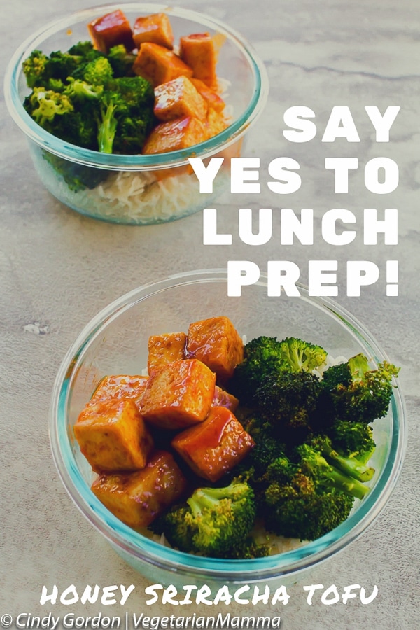 Honey Sriracha Tofu is a delicious spicy fried tofu recipe topped off with a sweet and spicy Sriracha sauce. This easy tofu recipe is a winner for game day! #Sriracha #Srirachatofu