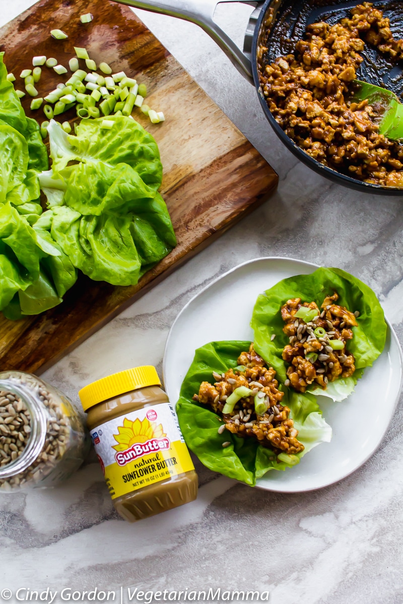 Thai lettuce wraps and ingredients