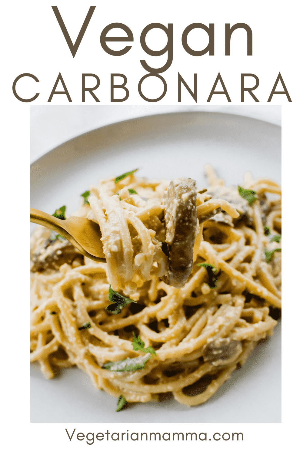 Vegan Carbonara is totally egg-free and made with no dairy! Make your own carbonara sauce with soaked cashews, coconut milk, nutritional yeast, and a little lemon juice. #vegancarbonara #carbonara