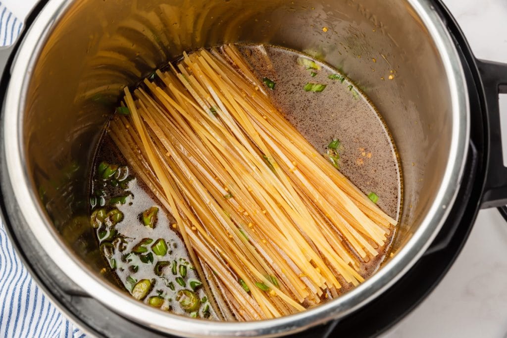 green onions and pad thai noodles in instant pot