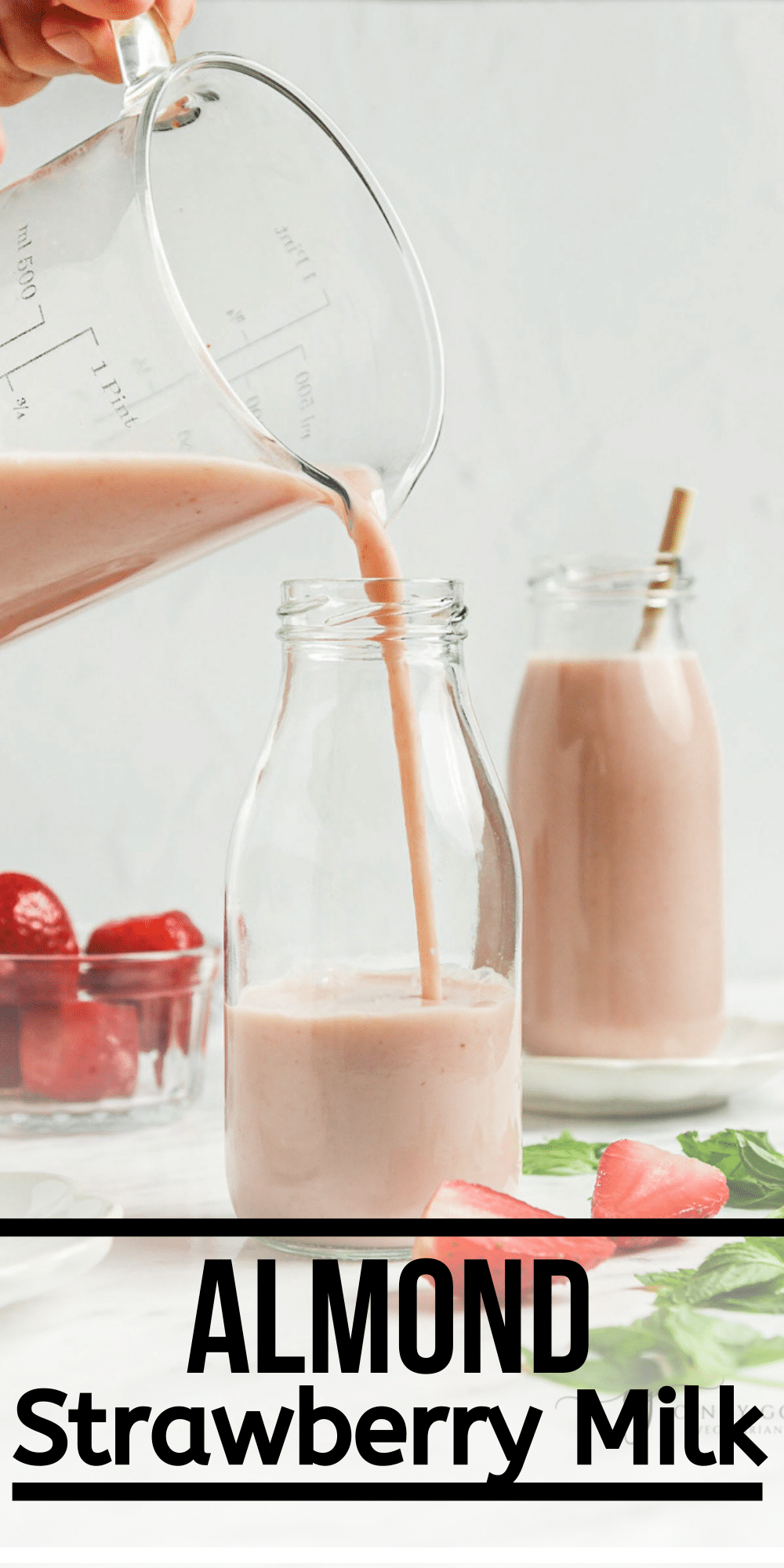 Strawberry Almond Milk is so creamy and easy with just 4 ingredients! Make this all-natural vegan strawberry milk in just 10 minutes that kids and adults alike love. #veganstrawberrymilk #drinks #mealprep