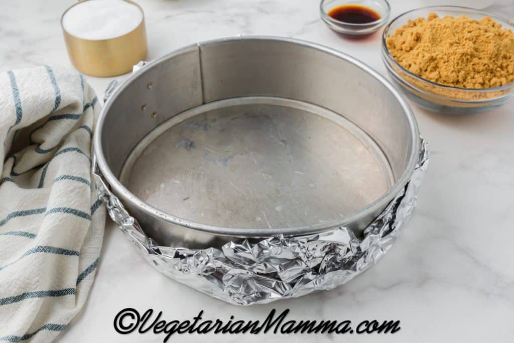 Outside of the pan was wrapped in foil.