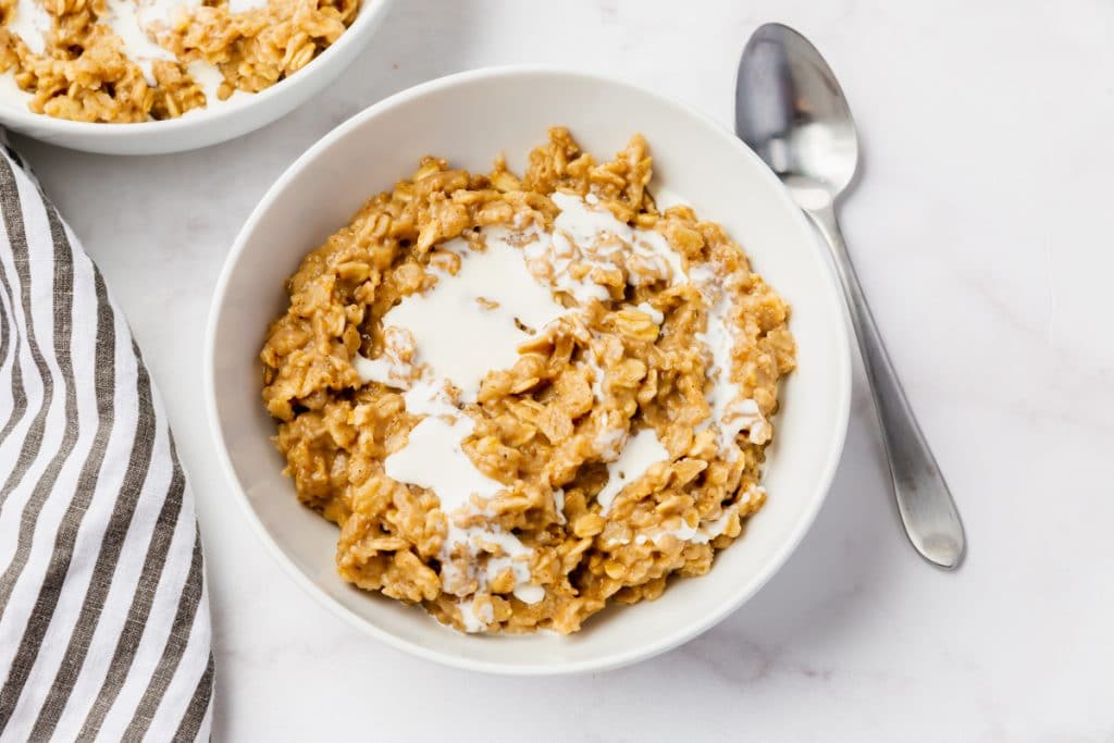 Bananas and Cream Oatmeal Vegetarian Mamma