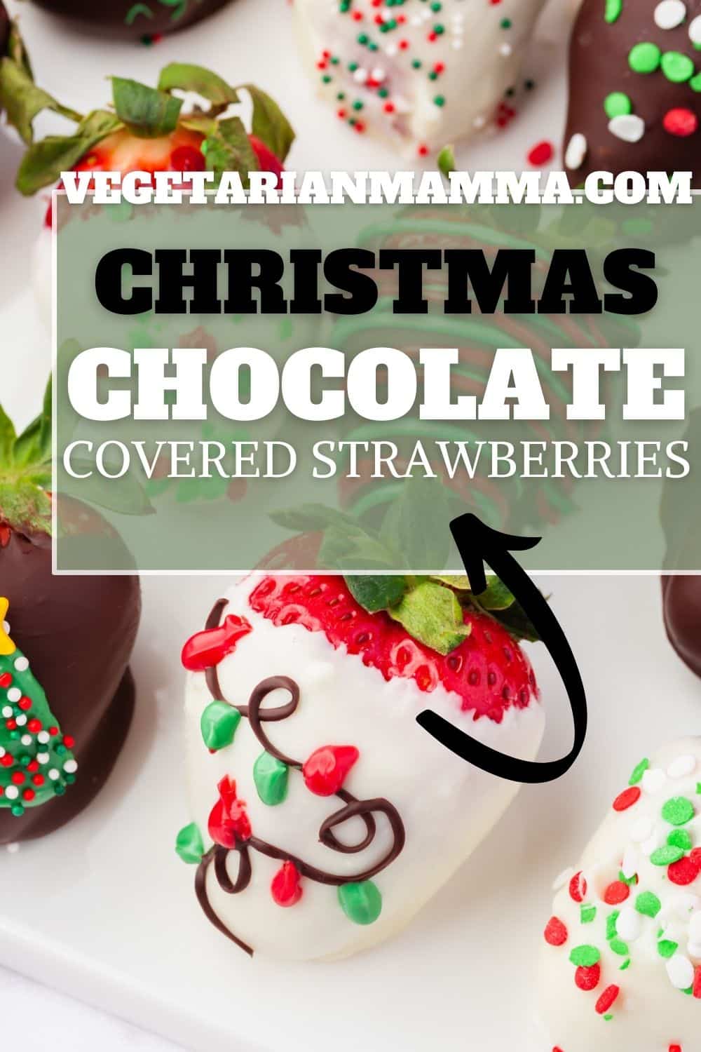 Christmas Chocolate Covered Strawberries are so fun for the holiday season! Have fun decorating strawberries for Christmas with sprinkles and candy melts.