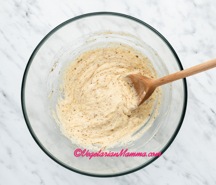 Add the flax egg and vanilla extract and mix through.