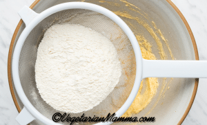 Sieve or sift in the flour mixture and fold everything together.