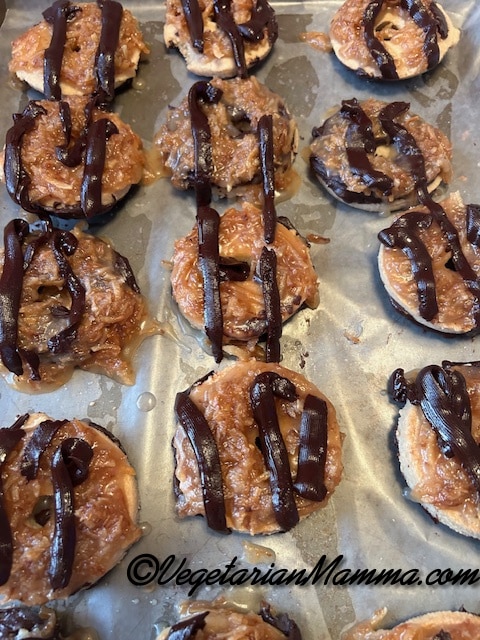 A baking sheet full of Caramel Delites. They are ready to be devoured. 
